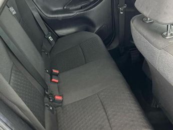 TOYOTA YARIS 1.5 VVT-h Design Hatchback 5dr Petrol Hybrid E-CVT Euro 6 (s/s) 
