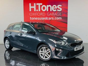 Kia Ceed 1.6 CRDi MHEV 2 NAV Hatchback 5dr Diesel Hybrid Manual Euro 6 (s