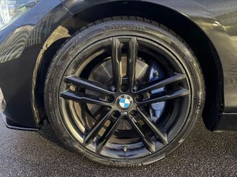 BMW 1 SERIES 1.5 118i GPF M Sport Shadow Edition Hatchback 5dr Petrol Auto Eu
