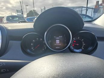 FIAT 500X 1.6 MultiJetII Cross SUV 5dr Diesel Manual Euro 6 (s/s) (120 ps)