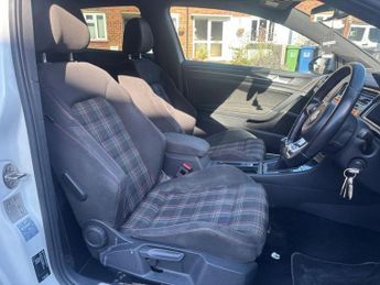 VOLKSWAGEN GOLF 2.0 TSI GTI Hatchback 3dr Petrol Manual Euro 6 (s/s) (230 ps)