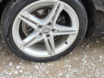 AUDI A4 2.0 TFSI S line Saloon 4dr Petrol S Tronic Euro 6 (s/s) (190 ps)
