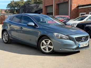 Volvo V40 2.0 D3 SE Nav Hatchback 5dr Diesel Manual Euro 5 (s/s) (150 ps)