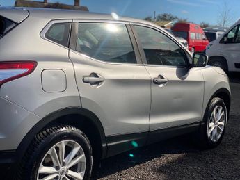 NISSAN QASHQAI 1.5 dCi Acenta 2WD Euro 6 (s/s) 5dr