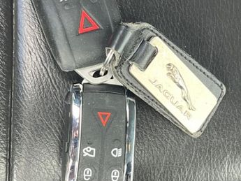 JAGUAR XF 2.2d Luxury Saloon 4dr Diesel Auto Euro 5 (s/s) (163 ps)