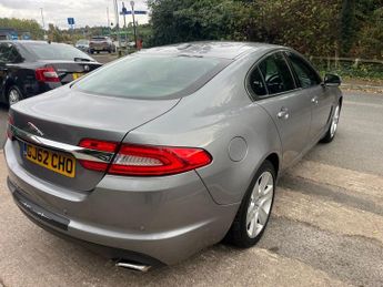 JAGUAR XF 2.2d Luxury Saloon 4dr Diesel Auto Euro 5 (s/s) (163 ps)