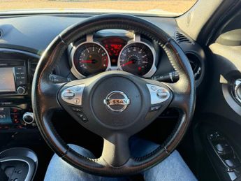 NISSAN JUKE 1.6 N-Connecta SUV 5dr Petrol XTRON Euro 6 (117 ps)