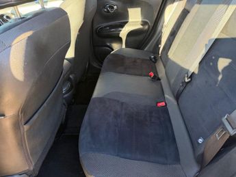 NISSAN JUKE 1.6 N-Connecta SUV 5dr Petrol XTRON Euro 6 (117 ps)