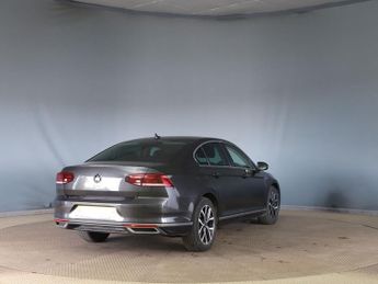 VOLKSWAGEN PASSAT 1.4 TSI 13kWh GTE Saloon 4dr Petrol Plug-in Hybrid DSG Euro 6 (s