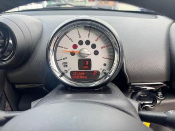 MINI COUNTRYMAN 2.0 Cooper SD SUV 5dr Diesel Auto ALL4 Euro 5 (143 ps)