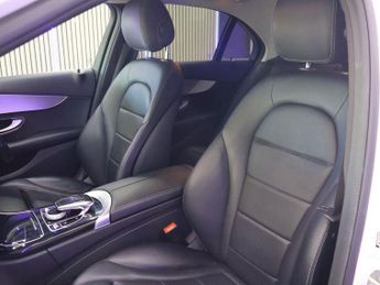 MERCEDES-BENZ C CLASS 1.6 C200d Sport Saloon 4dr Diesel G-Tronic+ Euro 6 (s/s) (136 ps