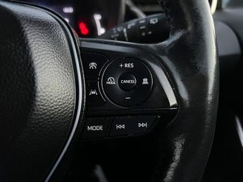 SUZUKI SWACE 1.8h Motion CVT Euro 6 (s/s) 5dr