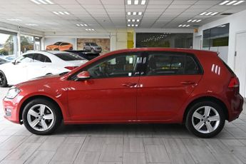 VOLKSWAGEN GOLF 1.4 TSI BlueMotion Tech Match Hatchback 5dr Petrol DSG Euro 5 (s