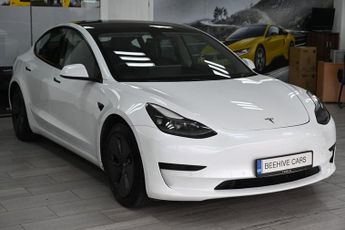 TESLA Model 3 Standard Range Plus Saloon 4dr Electric Auto RWD (241 bhp)