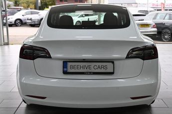 TESLA Model 3 Standard Range Plus Saloon 4dr Electric Auto RWD (241 bhp)