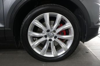 VOLKSWAGEN T-ROC 2.0 TSI SEL SUV 5dr Petrol DSG 4Motion Euro 6 (s/s) (190 ps)