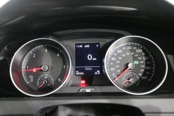VOLKSWAGEN GOLF 2.0 TDI R-Line Hatchback 5dr Diesel DSG Euro 6 (s/s) (150 ps)