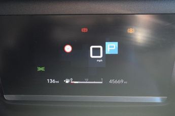 CITROEN C4 1.2 PureTech MAX Hatchback 5dr Petrol EAT8 Euro 6 (s/s) (130 ps)