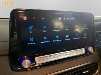 HYUNDAI KONA 39kWh Premium SUV 5dr Electric Auto (10.5kW Charger) (136 ps)
