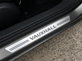 VAUXHALL CORSA 1.4 16V SE Hatchback 5dr Petrol Auto Euro 5 (100 ps)