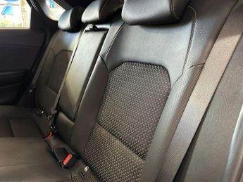 KIA CEED 1.6 CRDi 3 Hatchback 5dr Diesel DCT Euro 6 (s/s) (114 bhp)