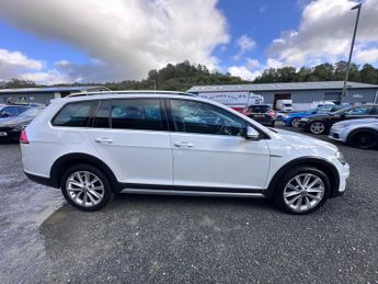 VOLKSWAGEN GOLF 2.0 TDI BlueMotion Tech Alltrack Estate 5dr Diesel DSG 4MOTION E