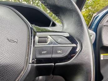 PEUGEOT 3008 1.2 PureTech Allure Premium + SUV 5dr Petrol EAT Euro 6 (s/s) (1