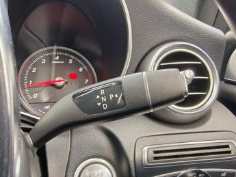 MERCEDES-BENZ C CLASS 2.0 C200 AMG Line (Premium Plus) Coupe 2dr Petrol G-Tronic+ Euro