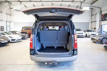 HYUNDAI i800 2.5 CRDi SE MPV 5dr Diesel Auto Euro 6 (170 ps)