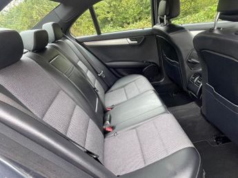 MERCEDES-BENZ C CLASS 2.1 C250 CDI AMG Sport Saloon 4dr Diesel G-Tronic+ Euro 5 (s/s) 