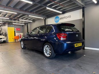 BMW 1 SERIES 2.0 118d SE Hatchback 5dr Diesel Auto Euro 5 (s/s) (143 ps)