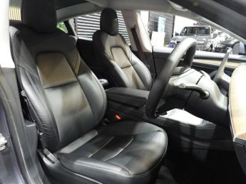 TESLA Model 3 (Dual Motor) Performance Saloon 4dr Electric Auto 4WDE (Performa