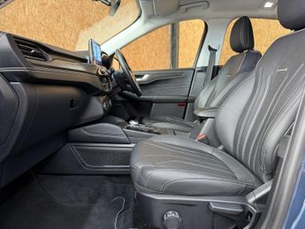 FORD KUGA 2.5 Duratec 14.4kWh Vignale SUV 5dr Petrol Plug-in Hybrid CVT Eu