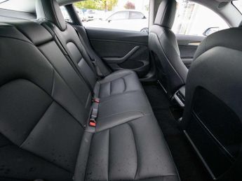 TESLA Model 3 (Dual Motor) Long Range Saloon 4dr Electric Auto 4WDE (346 ps)