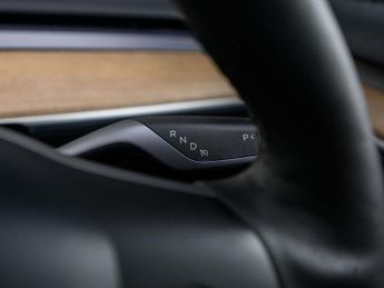 TESLA Model 3 (Dual Motor) Long Range Saloon 4dr Electric Auto 4WDE (346 ps)