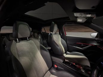 PEUGEOT E-2008 50kWh GT SUV 5dr Electric Auto (136 ps)