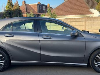 MERCEDES-BENZ A CLASS 2.1 A200d SE (Executive) Hatchback 5dr Diesel 7G-DCT Euro 6 (s/s