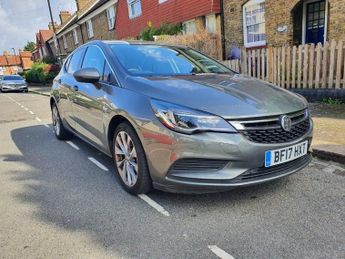 VAUXHALL ASTRA 1.6 CDTi BlueInjection Tech Line Hatchback 5dr Diesel Auto Euro 