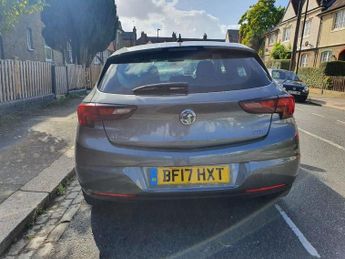 VAUXHALL ASTRA 1.6 CDTi BlueInjection Tech Line Hatchback 5dr Diesel Auto Euro 