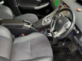 TOYOTA PRIUS 1.5 Saloon 4dr Petrol Hybrid CVT (120 g/km, 70 bhp)