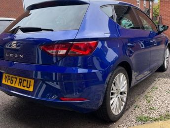 SEAT LEON 1.6 TDI SE Dynamic Technology Hatchback 5dr Diesel DSG Euro 6 (s