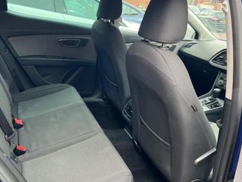 SEAT LEON 1.6 TDI SE Dynamic Technology Hatchback 5dr Diesel DSG Euro 6 (s
