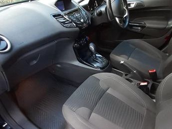 FORD FIESTA 1.0T EcoBoost Zetec Hatchback 5dr Petrol Powershift Euro 6 (100 