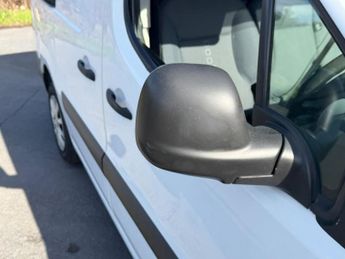 PEUGEOT PARTNER 1.6 BlueHDi 756 S Panel Van 6dr Diesel Manual L2 (112 g/km, 97.6