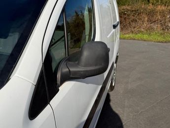 PEUGEOT PARTNER 1.6 BlueHDi 756 S Panel Van 6dr Diesel Manual L2 (112 g/km, 97.6