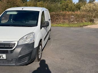 PEUGEOT PARTNER 1.6 BlueHDi 756 S Panel Van 6dr Diesel Manual L2 (112 g/km, 97.6