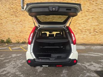 NISSAN X-TRAIL 2.0 dCi Tekna SUV 5dr Diesel Auto 4WD Euro 5 (AVM) (150 ps)