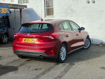 FORD FOCUS 1.0T EcoBoost Titanium Hatchback 5dr Petrol Auto Euro 6 (s/s) (1