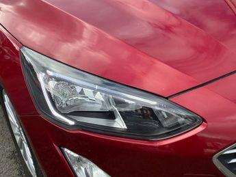 FORD FOCUS 1.0T EcoBoost Titanium Hatchback 5dr Petrol Auto Euro 6 (s/s) (1
