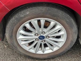 FORD FOCUS 1.0T EcoBoost Titanium Hatchback 5dr Petrol Auto Euro 6 (s/s) (1